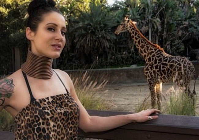 Sydney Smith Giraffe Woman Sydney Smith Giraffe Woman
